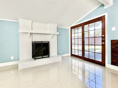 4614 Tealwood Cir, Garland, TX 75043 - photo 4