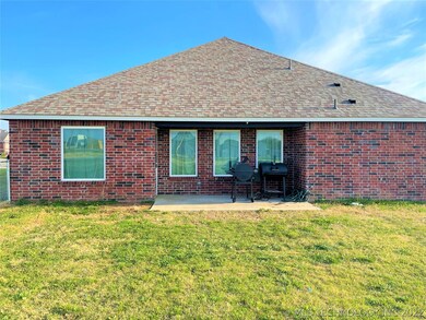 135 W 135th St N, Skiatook, OK 74070 - photo 4