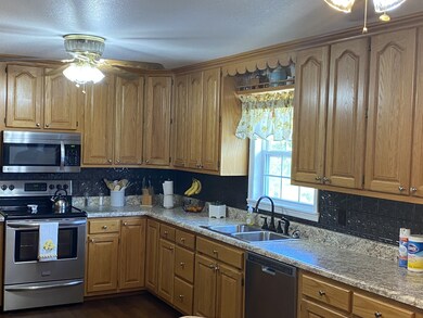 2199 Windle Community Rd, Cookeville, TN 38506 - photo 2