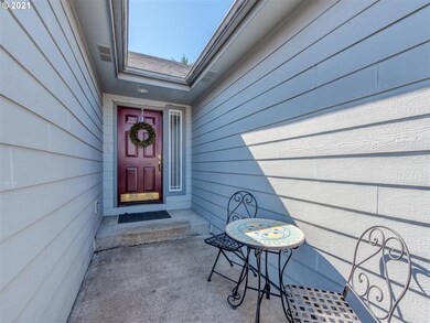 966 Belair Dr, Eugene, OR 97404 - photo 3