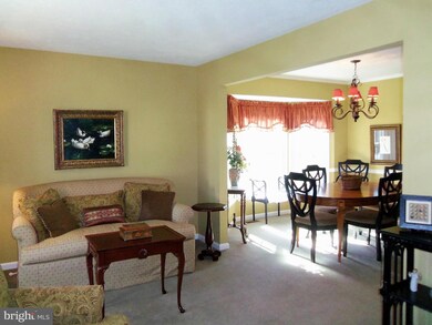 9044 Naygall Rd, Parkville, MD 21234 - photo 4