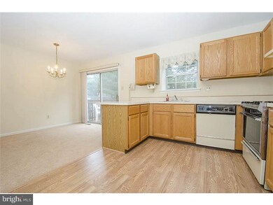 656 Kenney Ln, Brookhaven, PA 19015 - photo 7