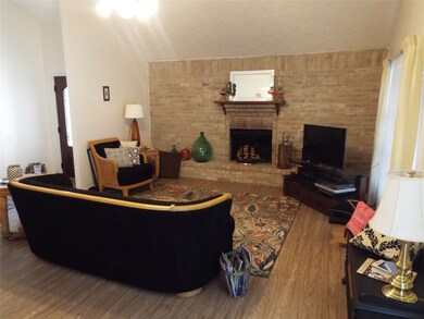 10922 Mackenzie Dr, Houston, TX 77086 - photo 4