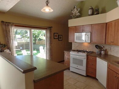 7444 Bloomfield Place, Dublin, OH 43016 - photo 4