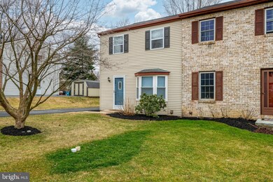 608 Bernhard Ave, Mount Joy, PA 17552 - photo 3