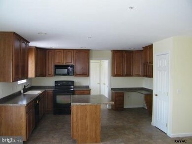 66 Bryn Way, Mount Wolf, PA 17347 - photo 6