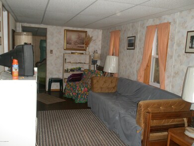 671 Toll Rd, Effort, PA 18330 - photo 3