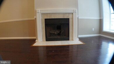 3807 Flowerton Rd, Baltimore, MD 21229 - photo 2