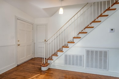 805 River Bluff Dr, Sheffield, AL 35660 - photo 5