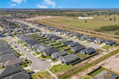 412 Brushy Creek, Victoria, TX 77904 - photo 2