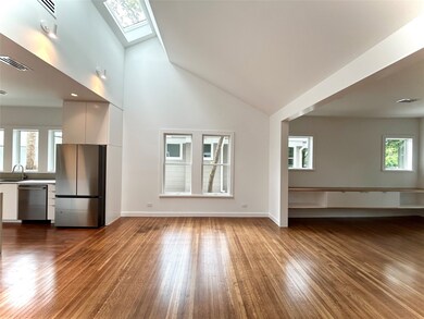 1409 Branard St, Houston, TX 77006 - photo 5