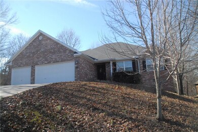 Inclined drive levels at the top.