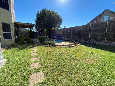 317 Shady Timbers Ln, Murphy, TX 75094 - photo 5