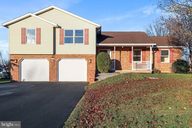 1205 Preston Ln, Greencastle, PA 17225 - photo 2