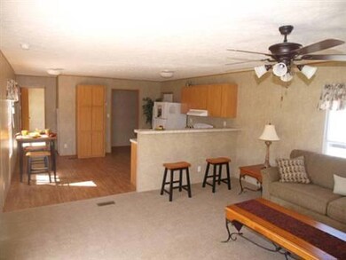 ImgTour_Kiss%20LR%201