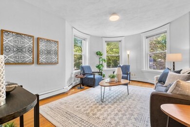 815 Centre St unit 1, Jamaica Plain, MA 02130 - photo 3