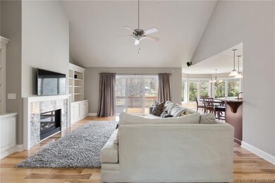 COMFORTABLE AND ELEGANT!