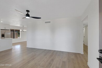 6447 E Rustic Dr-6