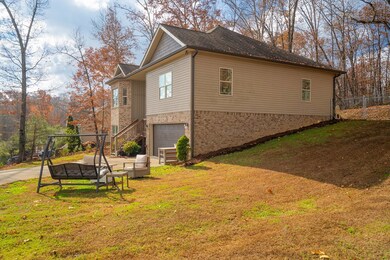 1055 Durham St, Dalton, GA 30721 - photo 6