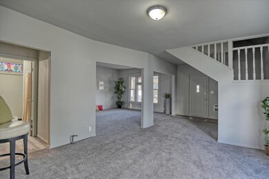 1121 W Knox Ave, Spokane, WA 99205 - photo 6
