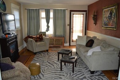 1729 W Greenleaf St, Allentown, PA 18104 - photo 3