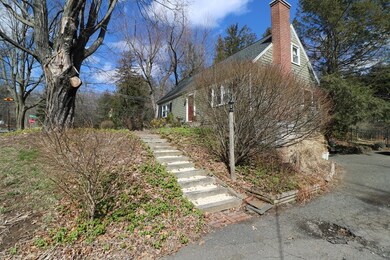 231 Mosier St, South Hadley, MA 01075 - photo 2
