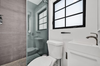 7910 Byron Ave unit 5, Miami Beach, FL 33141 - photo 6