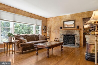 7723 Grasty Rd, Pikesville, MD 21208 - photo 4