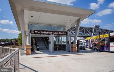 11013B Villaridge Ct unit 1013B, Reston, VA 20191 - photo 6