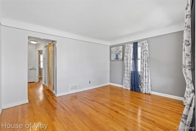 13335 Pullman St, Southgate, MI 48195 - photo 4