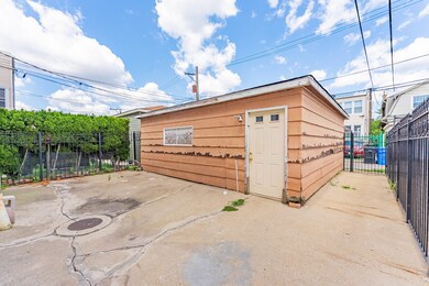 4820 W Wolfram St unit 2, Chicago, IL 60641 - photo 4