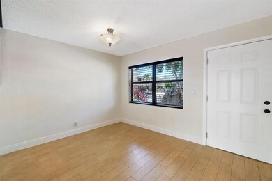 005-16417GrapeWay-DelrayBeach-FL-small