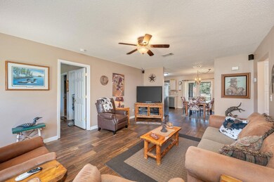 20-web-or-mls-4613 Bobolink Way-22