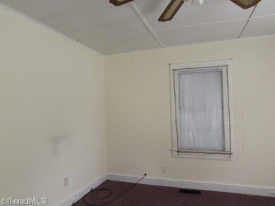 1872 Old Farmer Rd, Asheboro, NC 27205 - photo 4