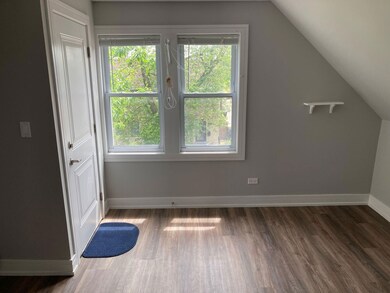 2914 N Allen Ave unit 3, Chicago, IL 60618 - photo 2