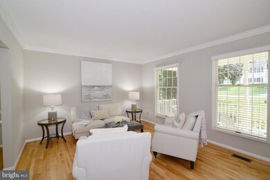 11617 Quail Ridge Ct, Reston, VA 20194 - photo 3