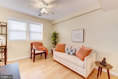 429 Kenyon St NW unit T-4, Washington, DC 20010 - photo 4