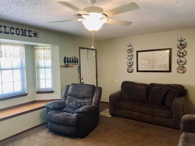 5608 Aquarius, Shawnee, OK 74804 - photo 4