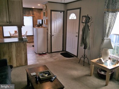 842 Latshaw Rd, Spring City, PA 19475 - photo 6