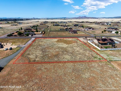 9337 E Pronghorn Ln, Prescott Valley, AZ 86315 - photo 2