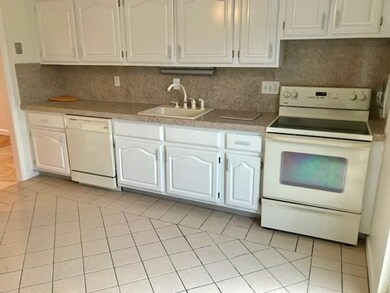 70A Washington Ave unit 3, Andover, MA 01810 - photo 4