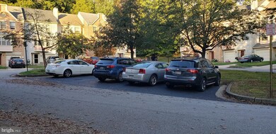 9667 Horsham Dr, Laurel, MD 20723 - photo 4