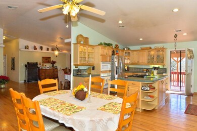007_Bright Home
