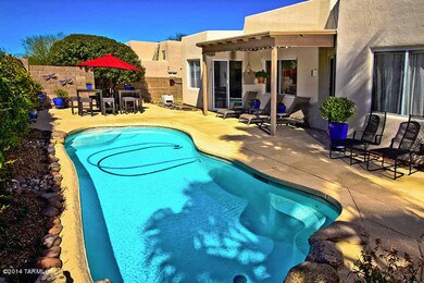 POOL & SPA
