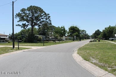 1080 Barclay west street view