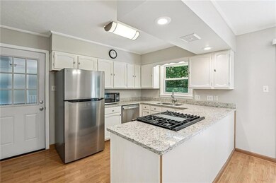4030 Addie Ln unit 5, Marietta, GA 30068 - photo 7