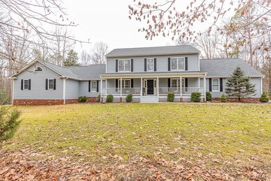 Open front yard with nice landscaping!