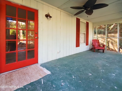 SCREENED PORCH