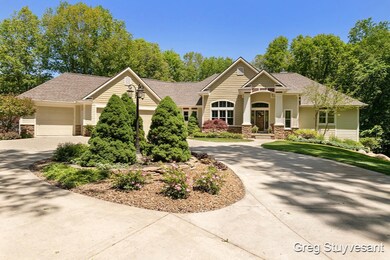 landscaped turnaround