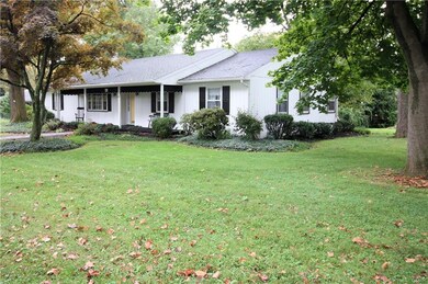 365 Crescent Dr, Easton, PA 18045 - photo 2